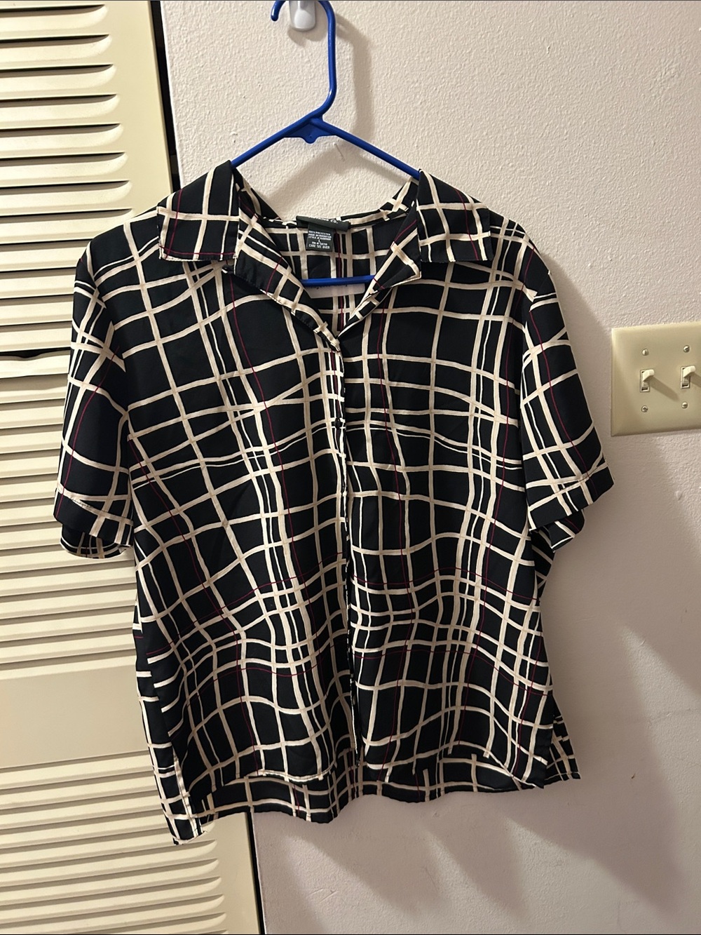 Notations Black Grid Button-Down Shirt with Cream Windowpane